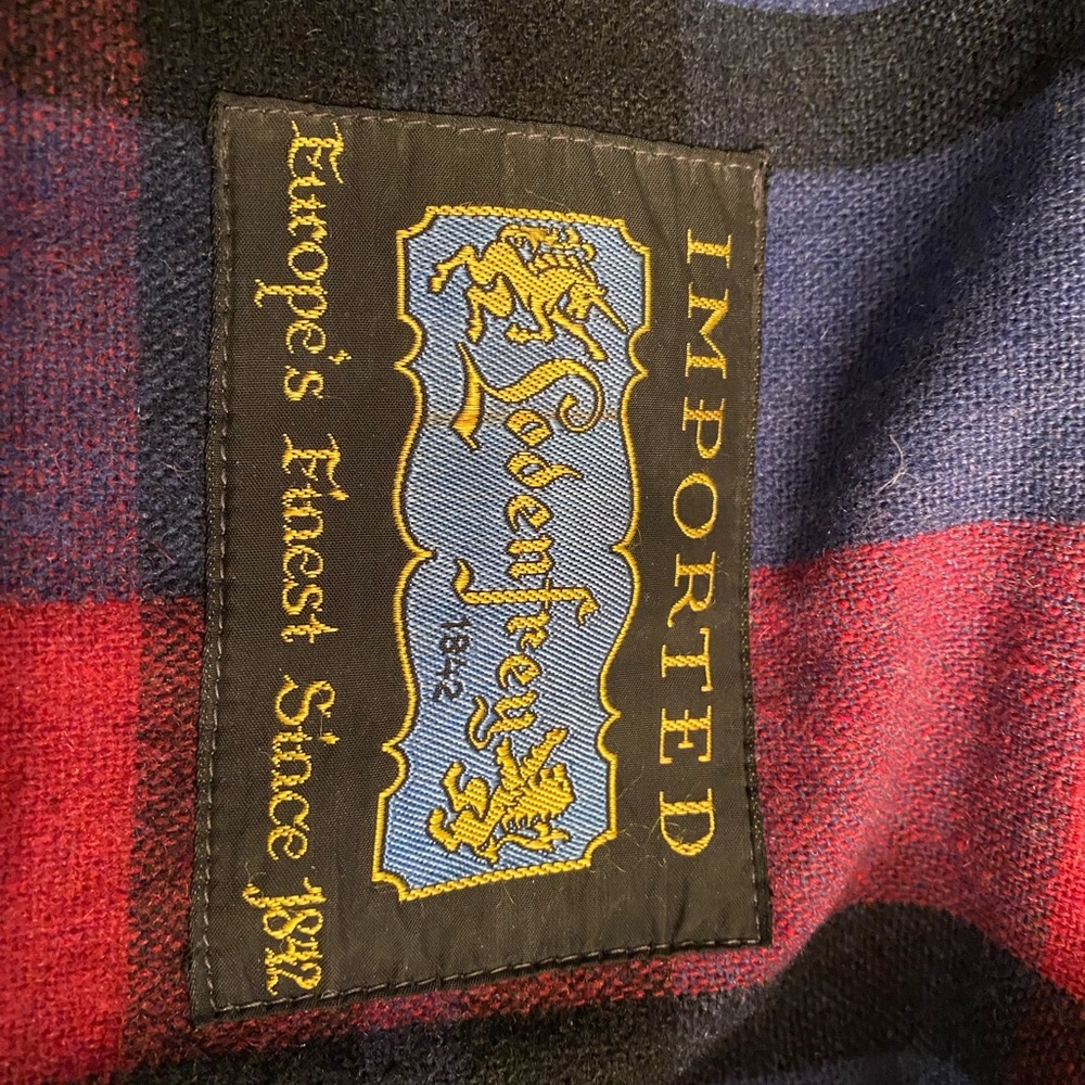 Men’s Toggle Coat from Austria - small - Picture 6 of 9